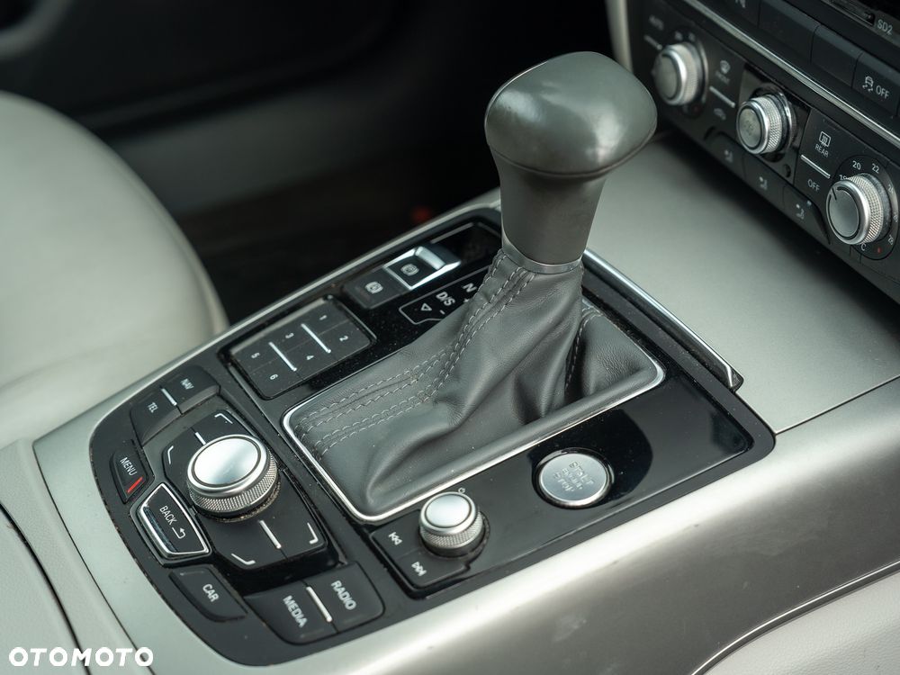 Audi A6 Avant 2.0 TDI DPF multitronic - 15