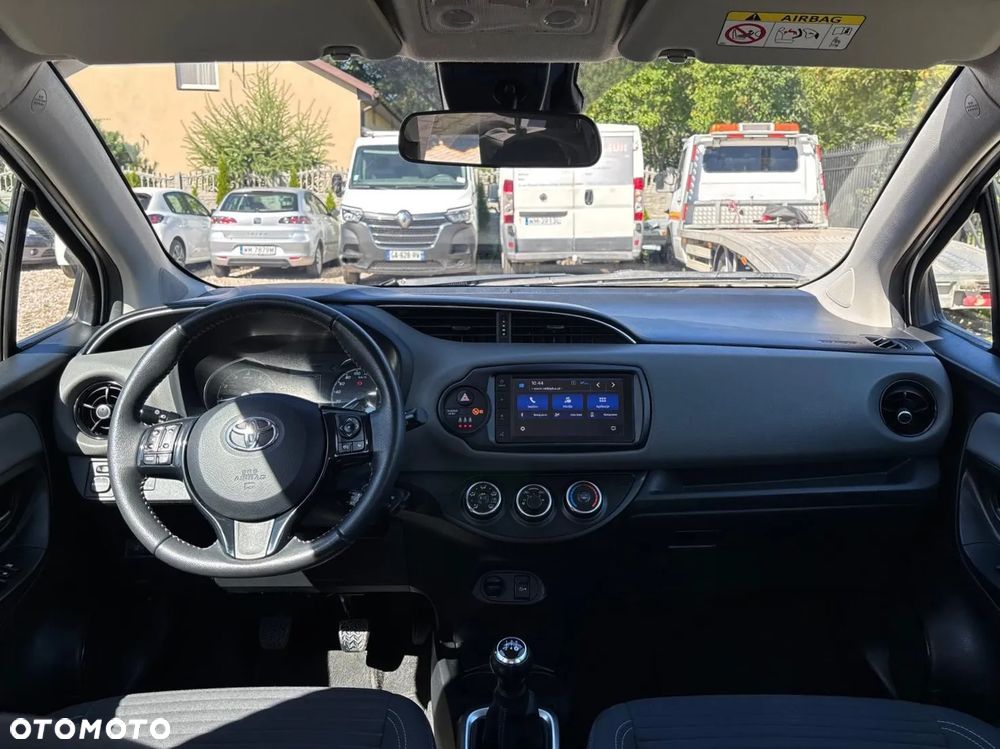 Toyota Yaris 1.0 VVT-i - 17