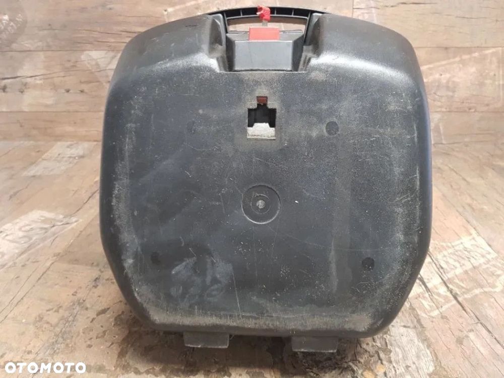 Kufer centralny Givi Monolock - 10