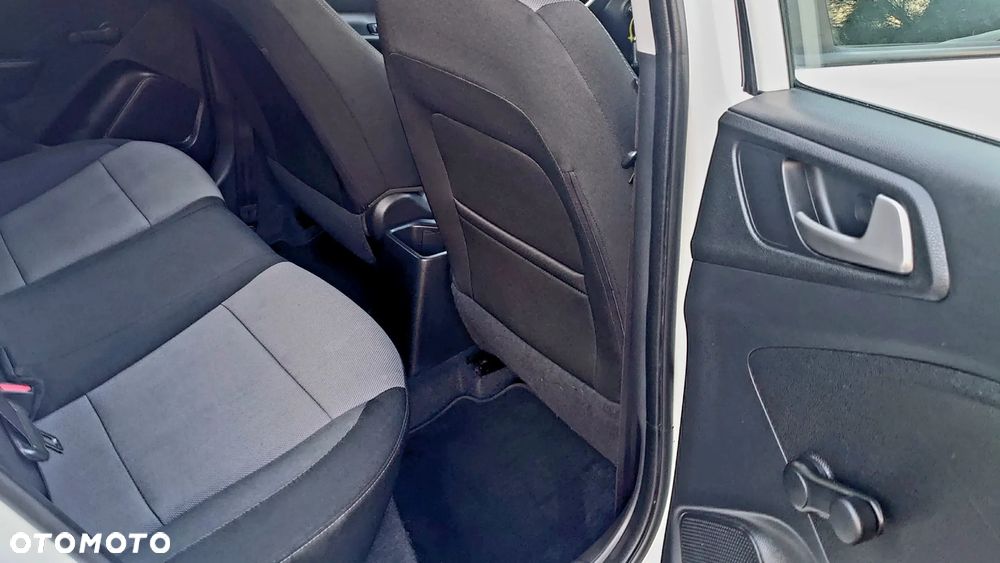 Hyundai i20 1.2 - 17