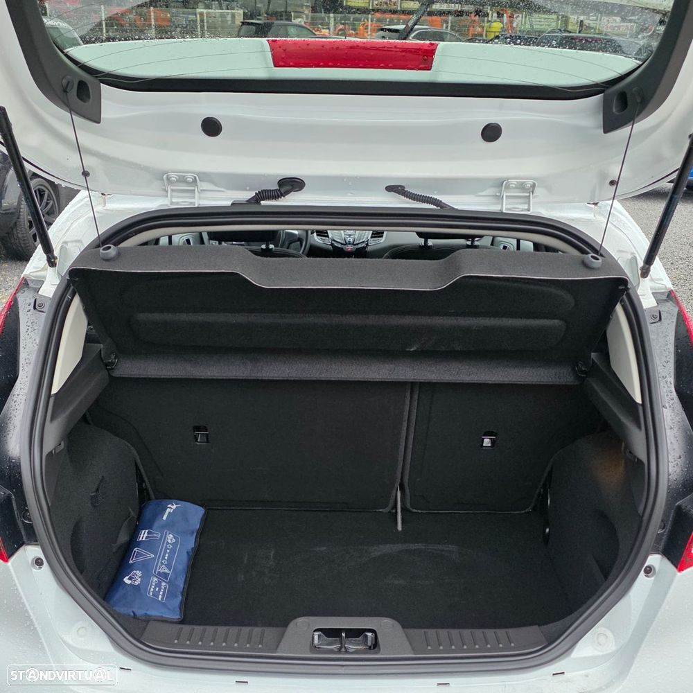 Ford Fiesta 1.0 Ti-VCT Titanium - 29