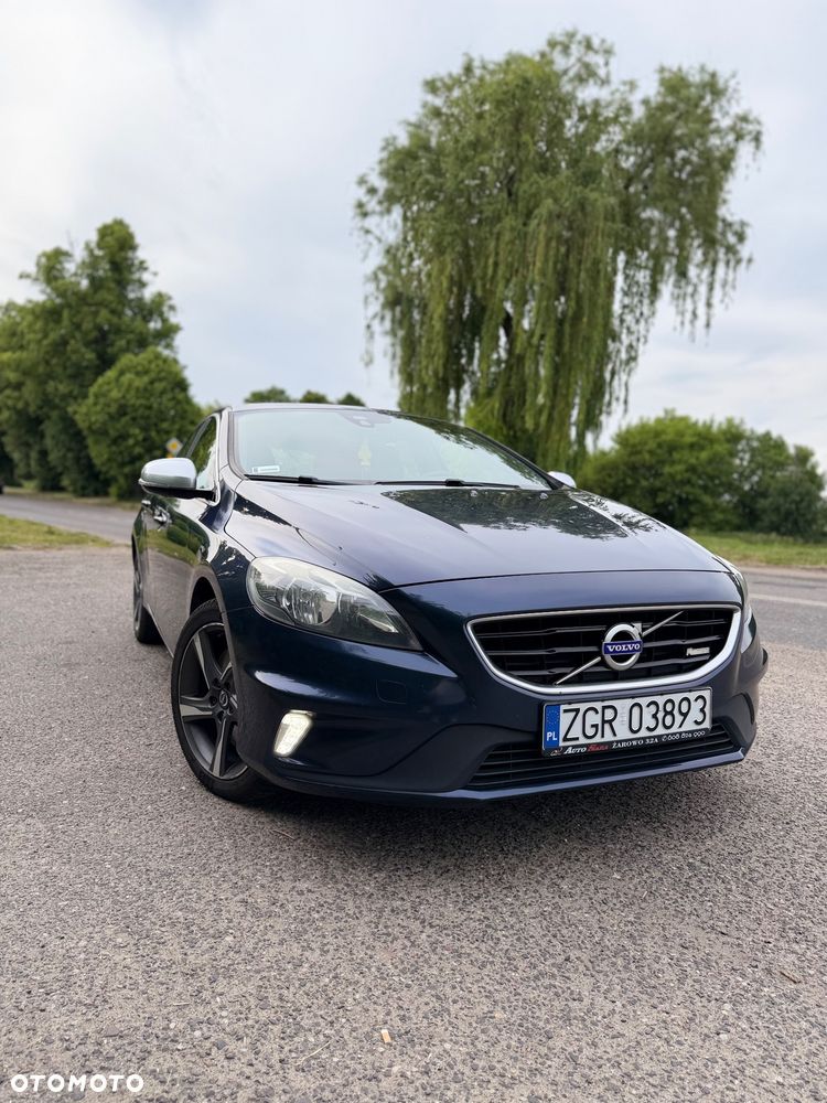 Volvo V40 D3 R Design - 1