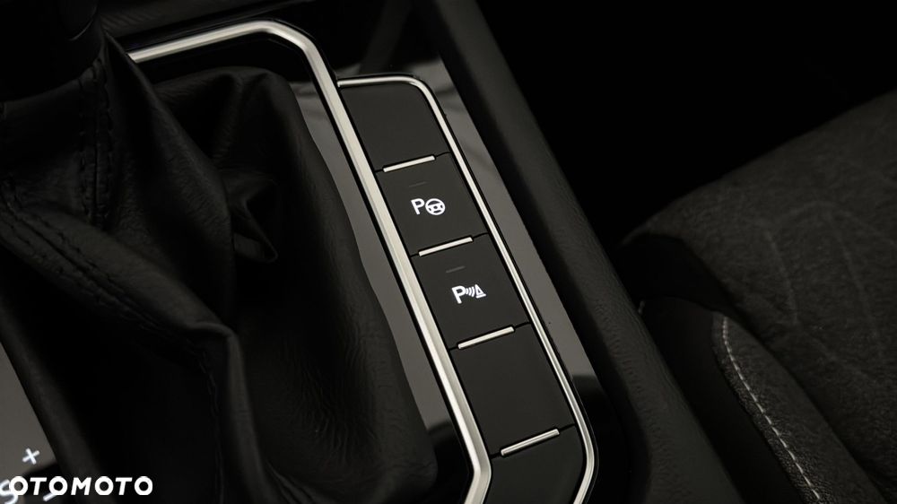 Volkswagen Passat Variant 2.0 TDI EVO Business DSG - 18