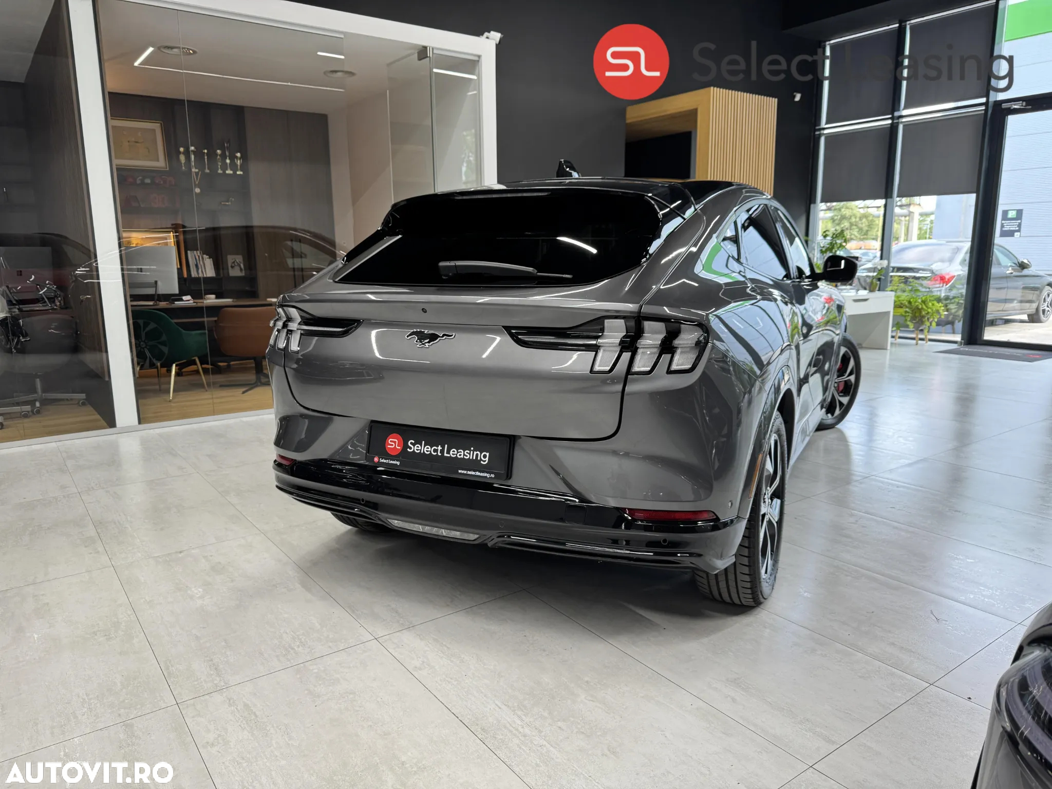 Ford Mustang Mach-E AWD Extended Range 258 kW Premium - 2