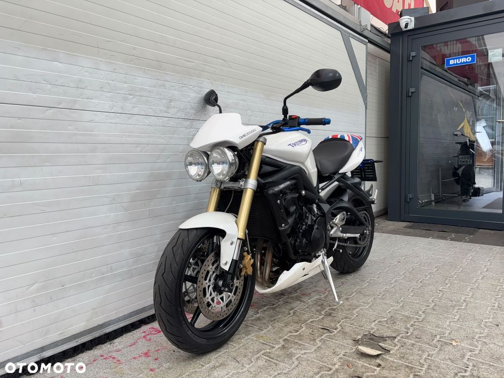 Triumph Street Triple - 3
