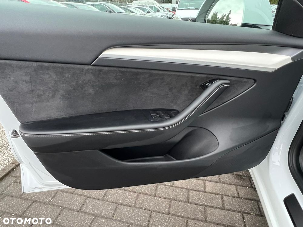 Tesla Model 3 RWD Hinterradantrieb - 13