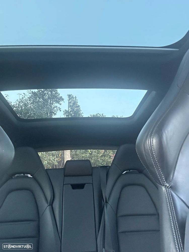 Porsche Panamera 4 E-Hybrid - 9