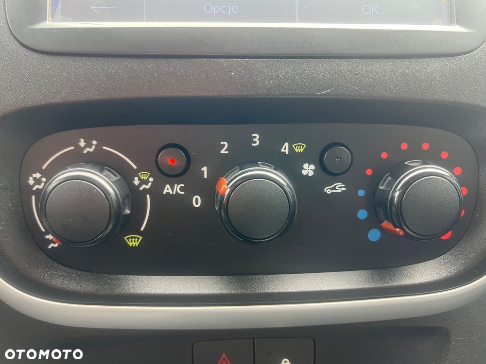 Renault Trafic - 29