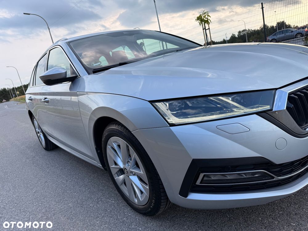 Skoda Octavia 2.0 TDI Ambition DSG - 18