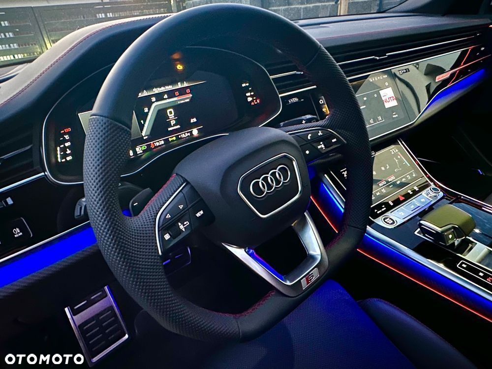 Audi Q8 - 4
