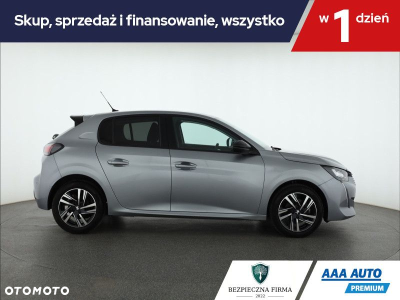 Peugeot 208 - 7