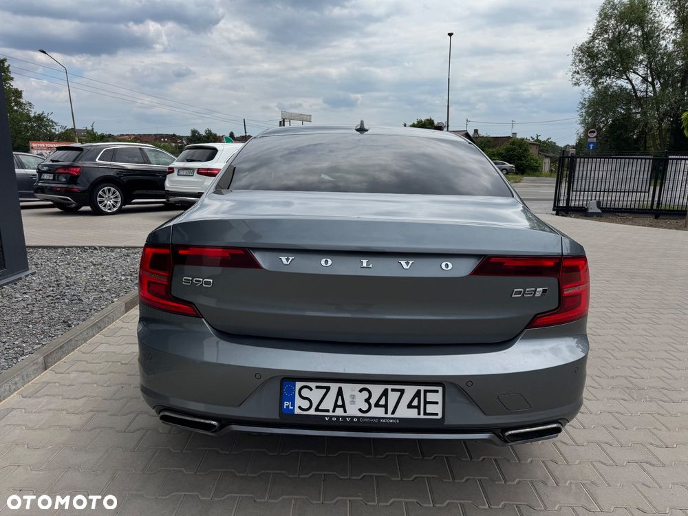 Volvo S90 D5 AWD Geartronic R Design - 4