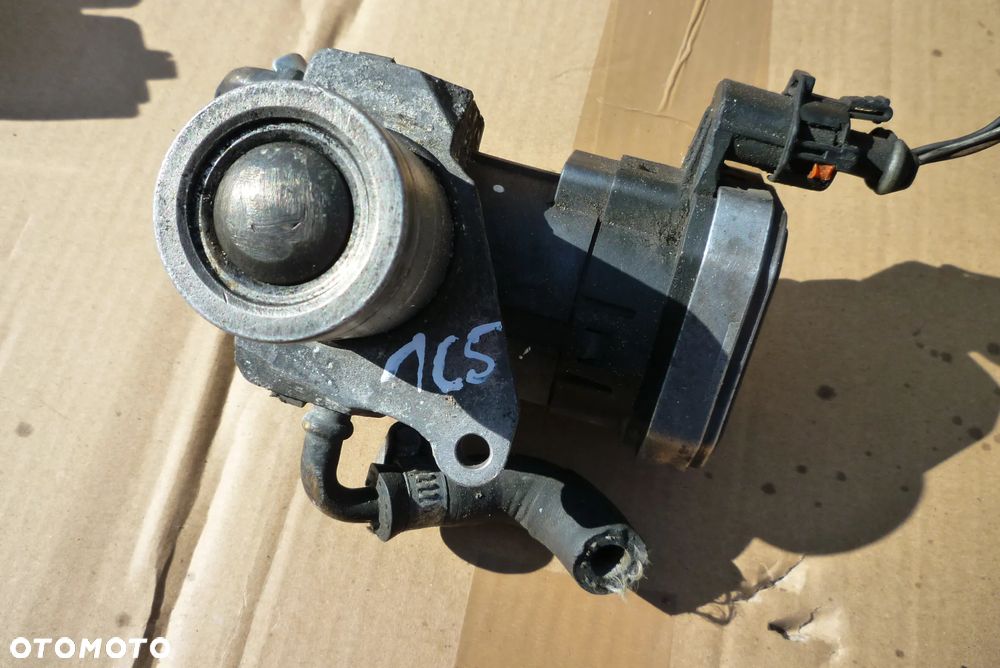 Zawór EGR Opel Astra Vectra Zafira 00005321C5 - 1