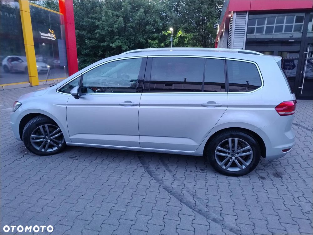Volkswagen Touran 1.5 TSI EVO Highline - 4