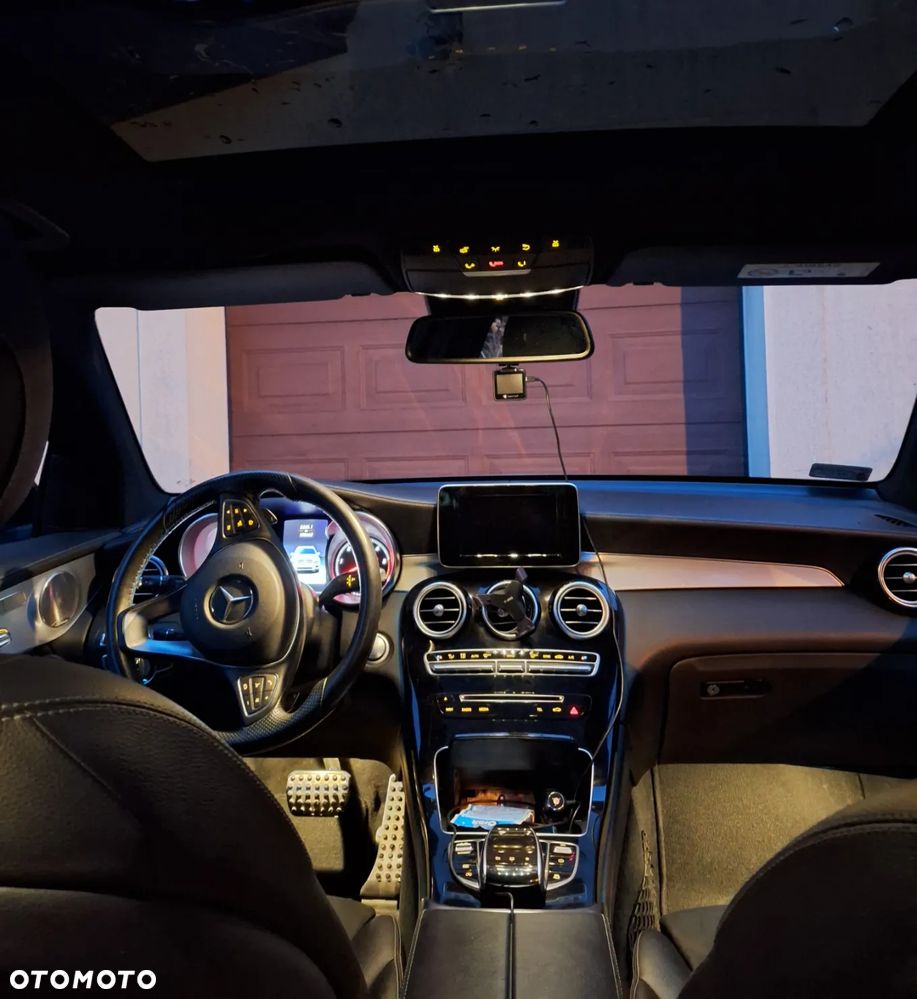 Mercedes-Benz GLC - 4
