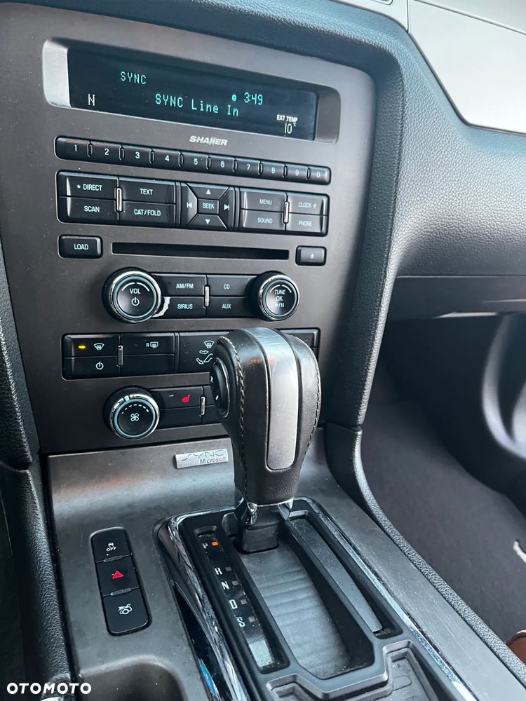 Ford Mustang 3.7 V6 Premium - 23