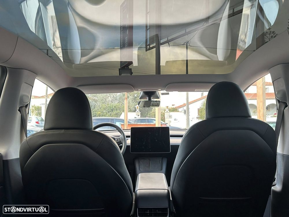 Tesla Model Y Tração Traseira - 31
