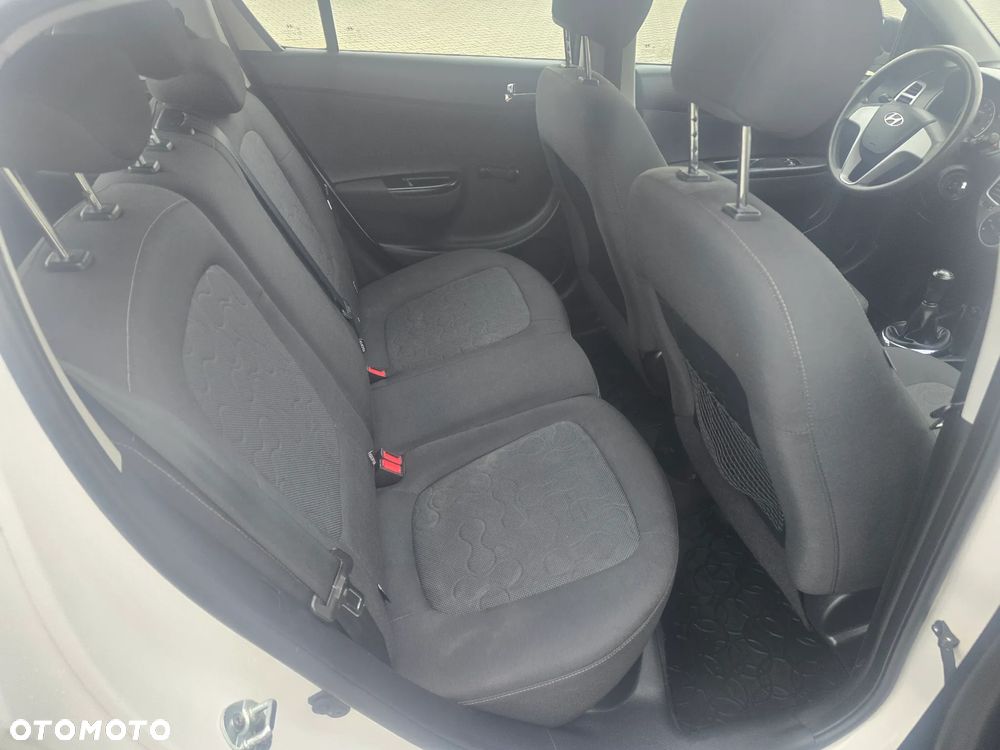 Hyundai i20 1.2 Style EU5 - 8