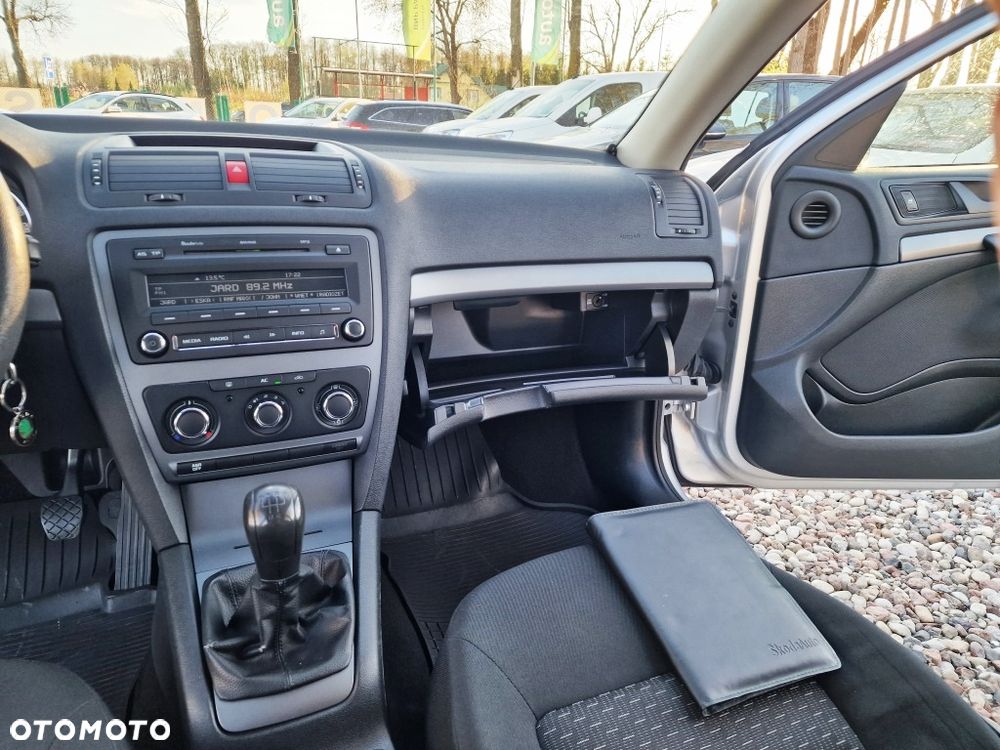 Skoda Octavia - 14