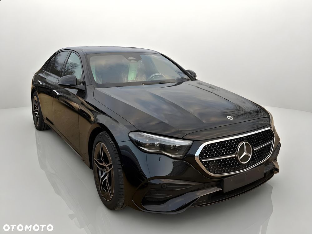 Mercedes-Benz Klasa E 220 d mHEV 4-Matic AMG 9G-Tronic - 1