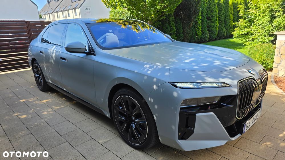 BMW Seria 7 740d xDrive mHEV Individual Edition sport - 6