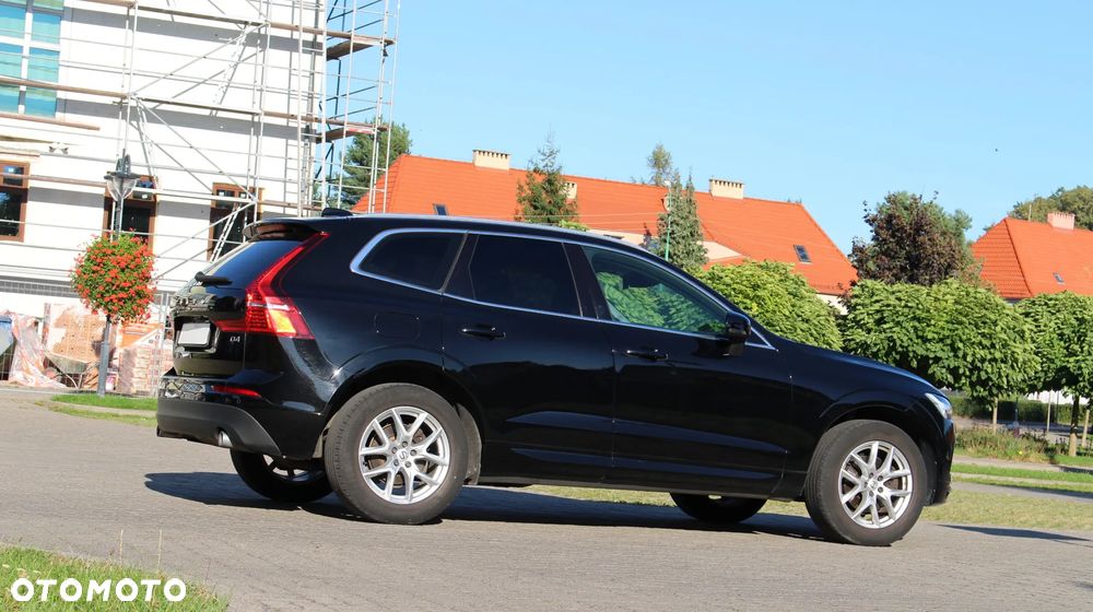 Volvo XC 60 D4 Momentum Pro - 9