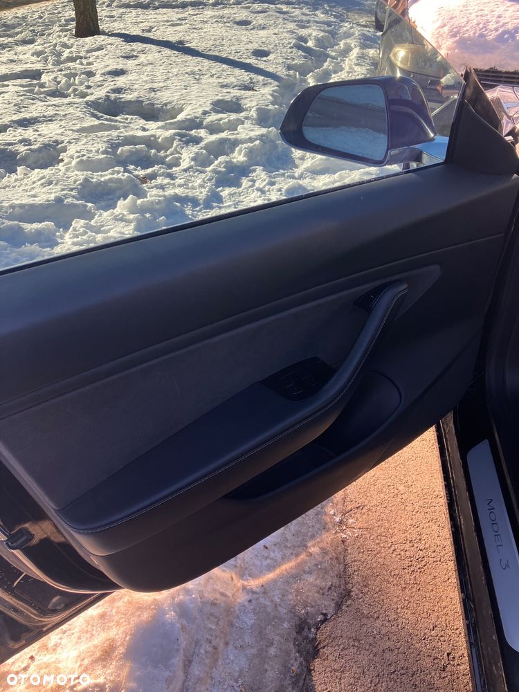 Tesla Model 3 Standard Reichweite Plus Hinterradantrieb - 10