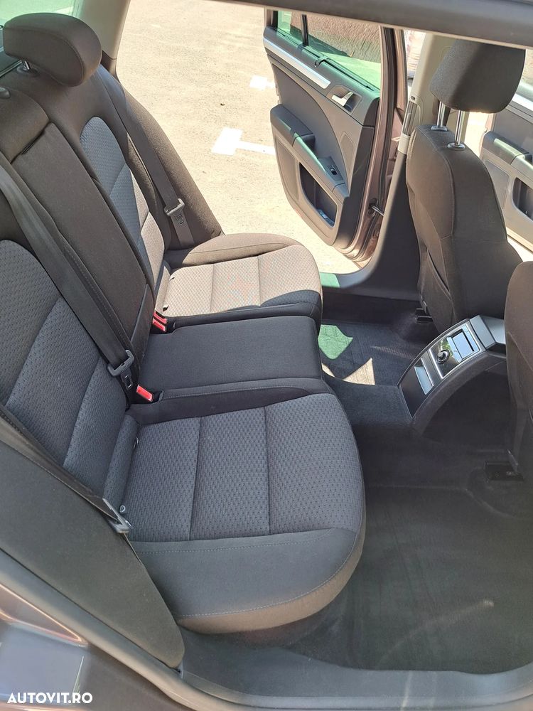 Skoda Superb 2.0 TDI Elegance - 22