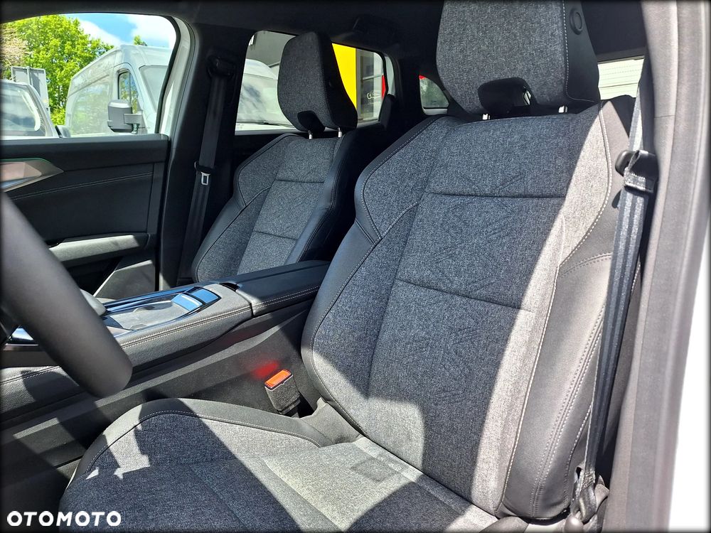 Renault Austral 1.3 TCe mHEV Techno - 10