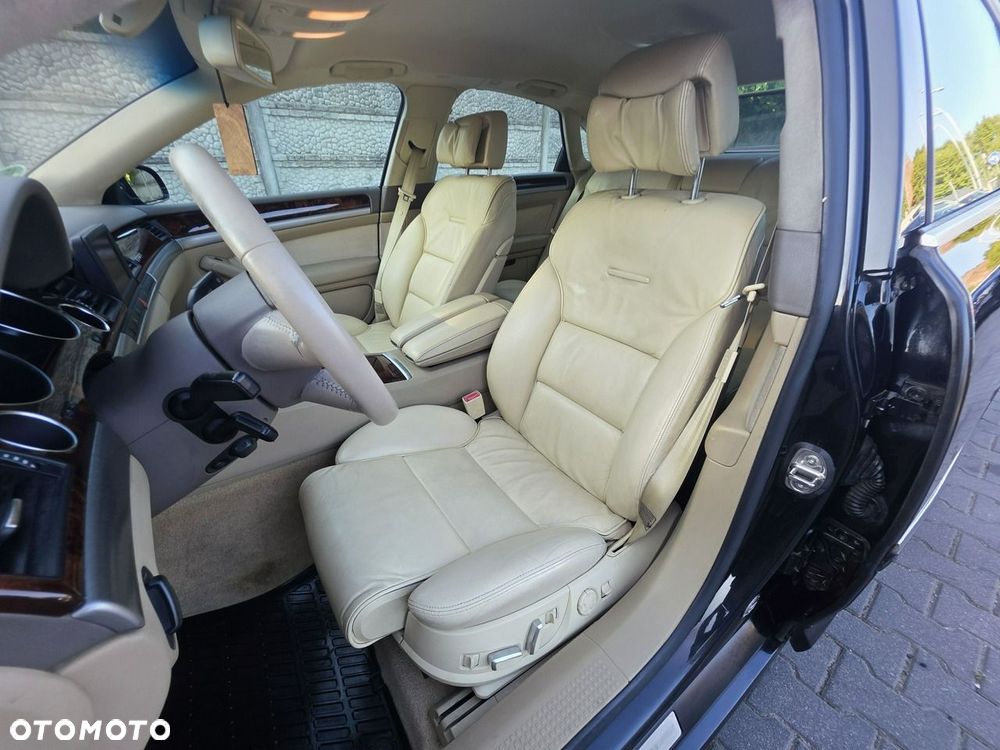 Audi A8 3.2 FSI Quattro Tiptr - 10