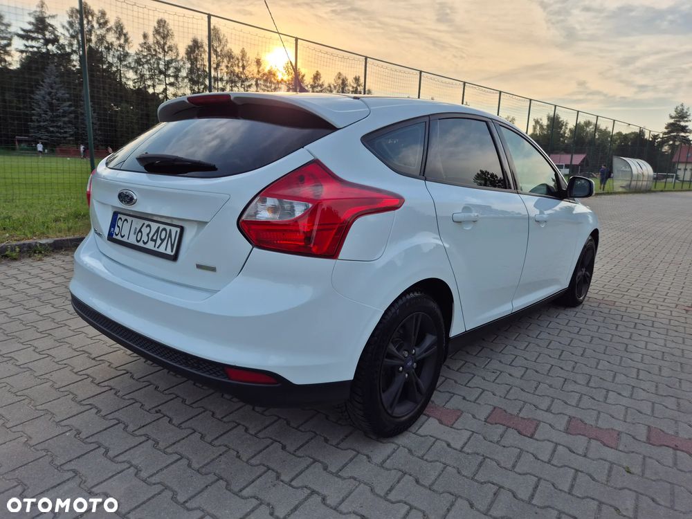 Ford Focus 1.0 EcoBoost Start-Stopp-System Ambiente - 14