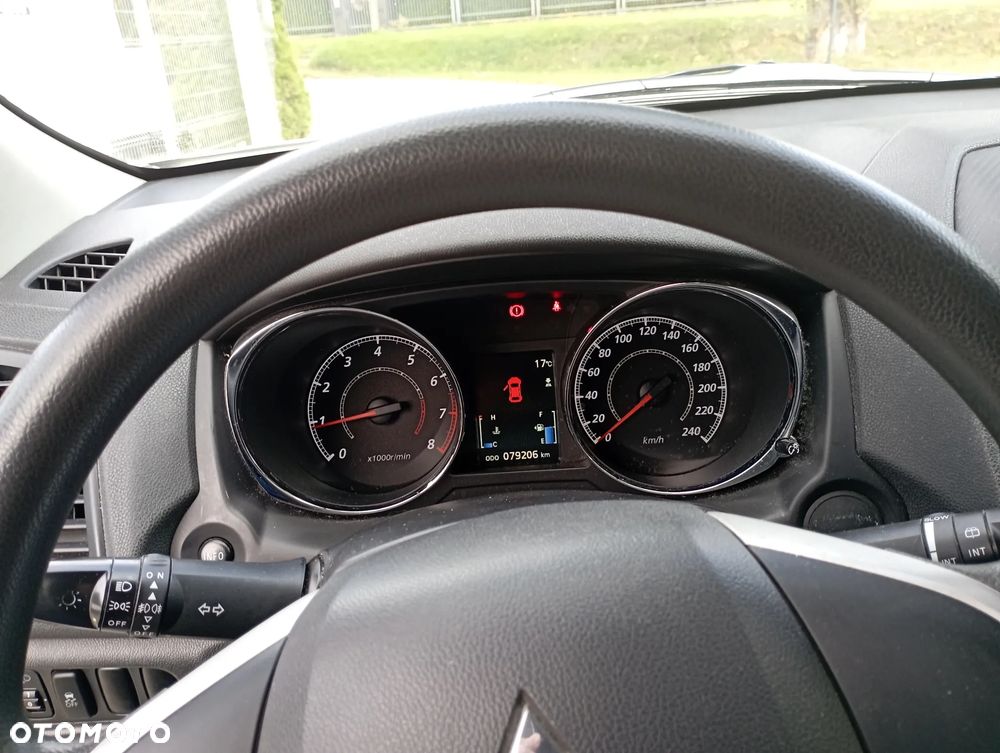 Mitsubishi ASX 1.6 Inform - 9