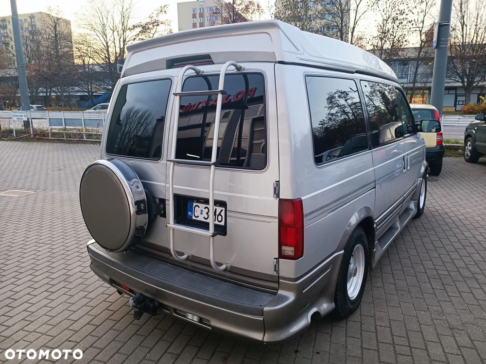 Chevrolet Astro - 7