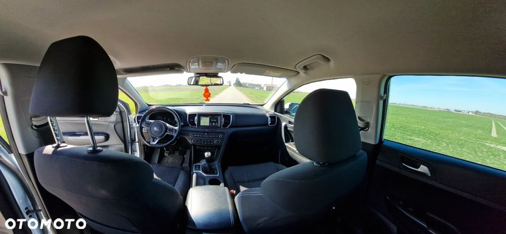 Kia Sportage 1.6 GDI 2WD DREAM-TEAM EDITION - 17