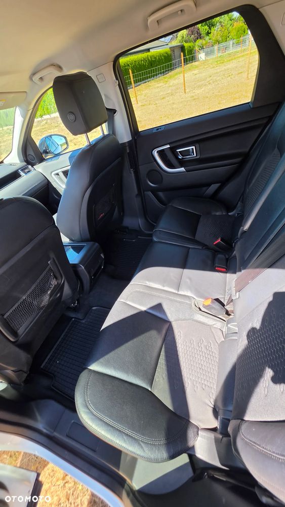 Land Rover Discovery Sport 2.0 TD4 HSE Luxury - 8