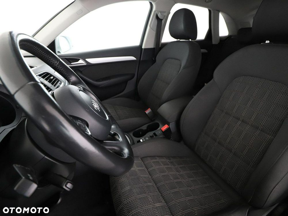 Audi Q3 1.4 TFSI Sport S tronic - 14