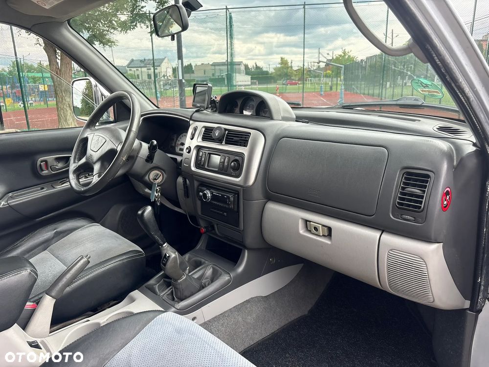 Mitsubishi Pajero Sport 2.5 TD+ Intense - 15
