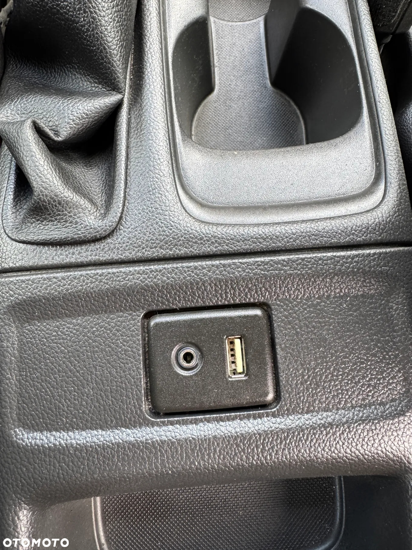 Opel Astra IV 1.4 Essentia - 16