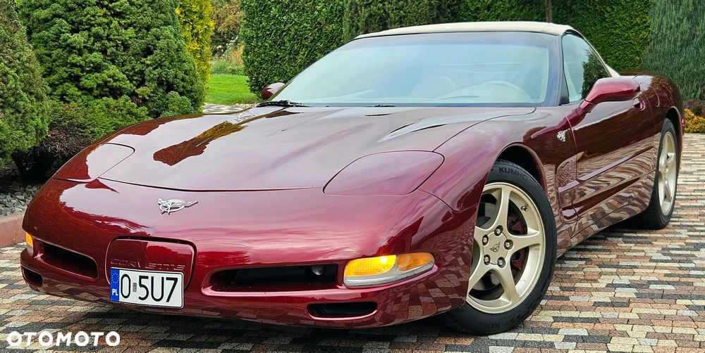 Chevrolet Corvette - 15