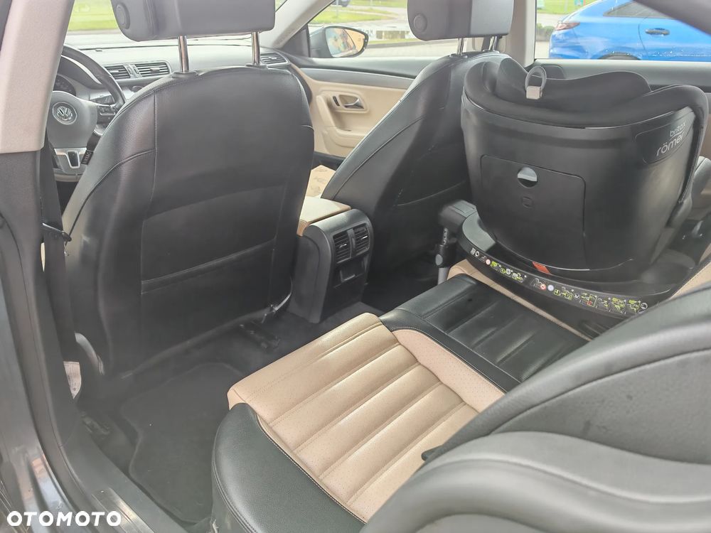 Volkswagen Passat 2.0 TSI Highline DSG - 23