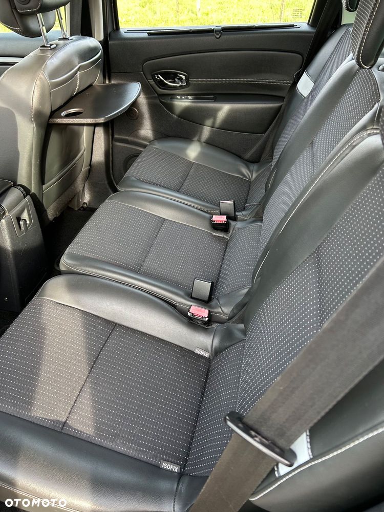 Renault Scenic - 12