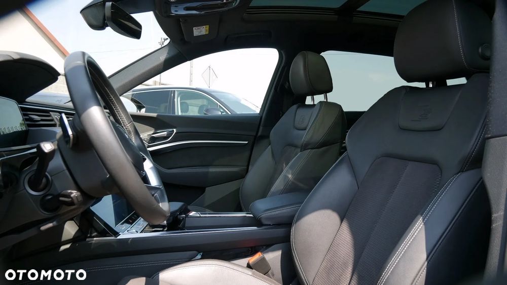 Audi e-tron 50 Quattro S line - 12