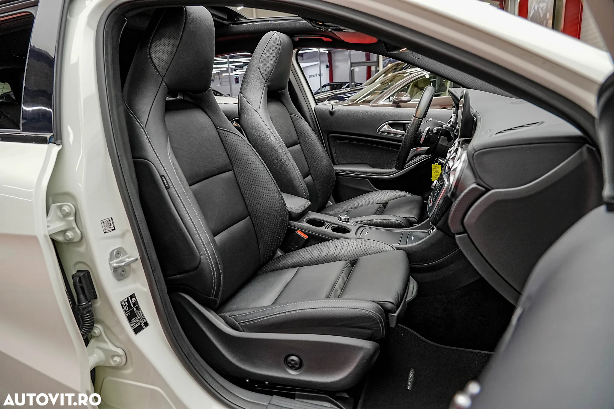Mercedes-Benz A 160 7G-DCT Activity Edition - 8