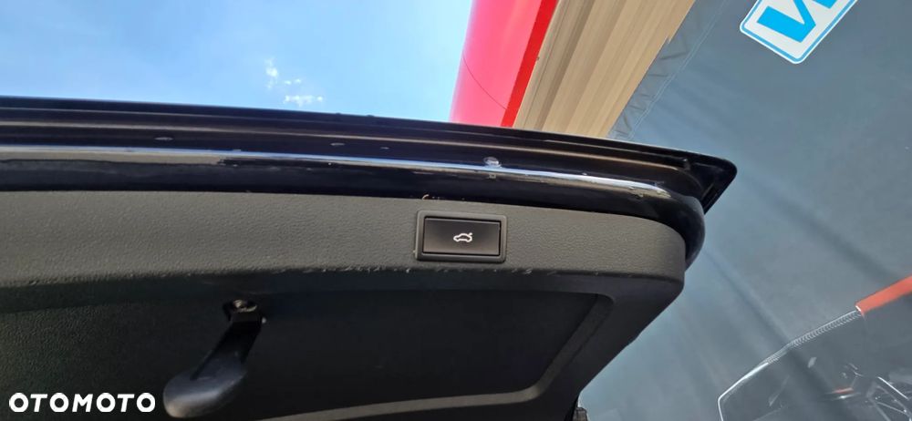 Skoda Octavia 2.0 TDI DSG RS - 35