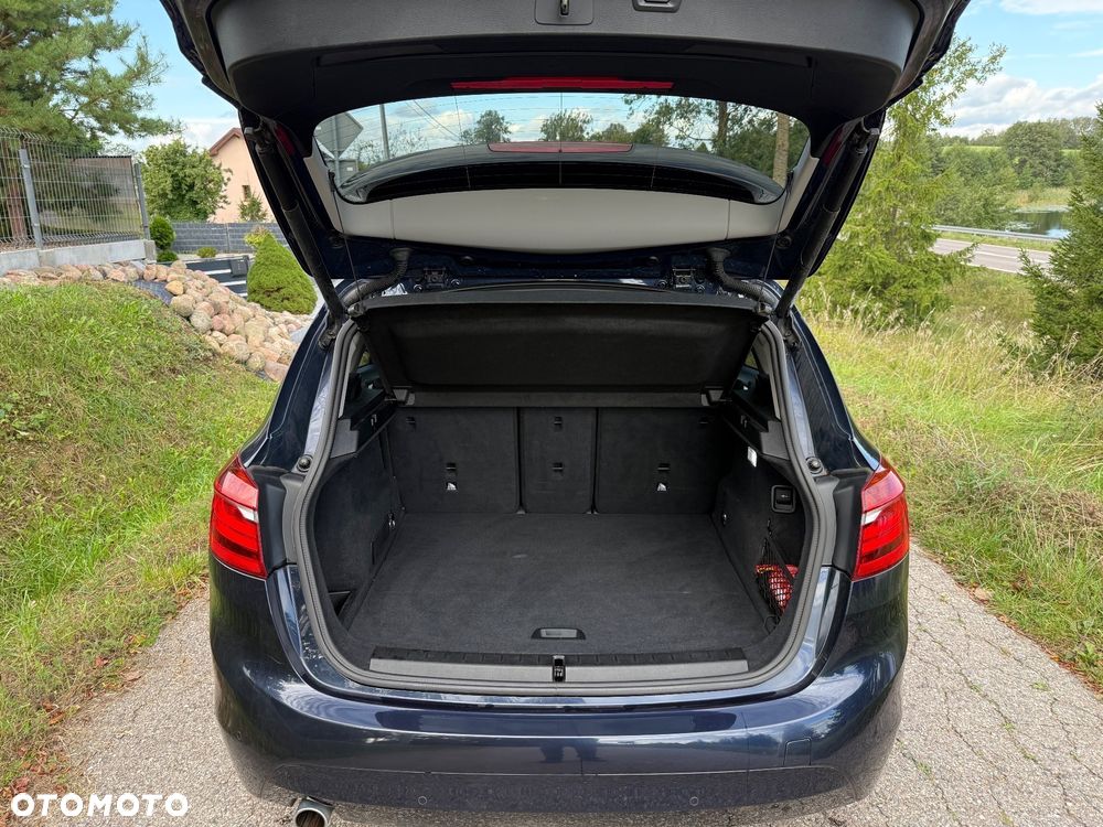 BMW Seria 2 216d - 7