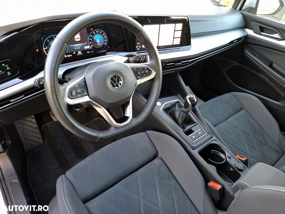 Volkswagen Golf - 3