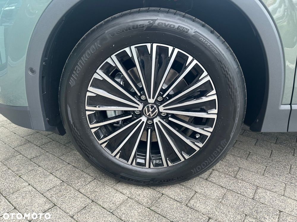 Volkswagen Tiguan 2.0 TDI Elegance DSG - 34