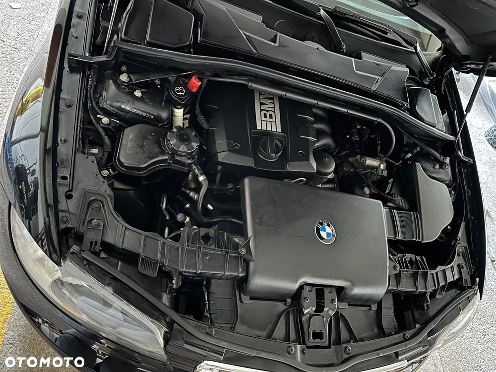 BMW Seria 1 116i - 17