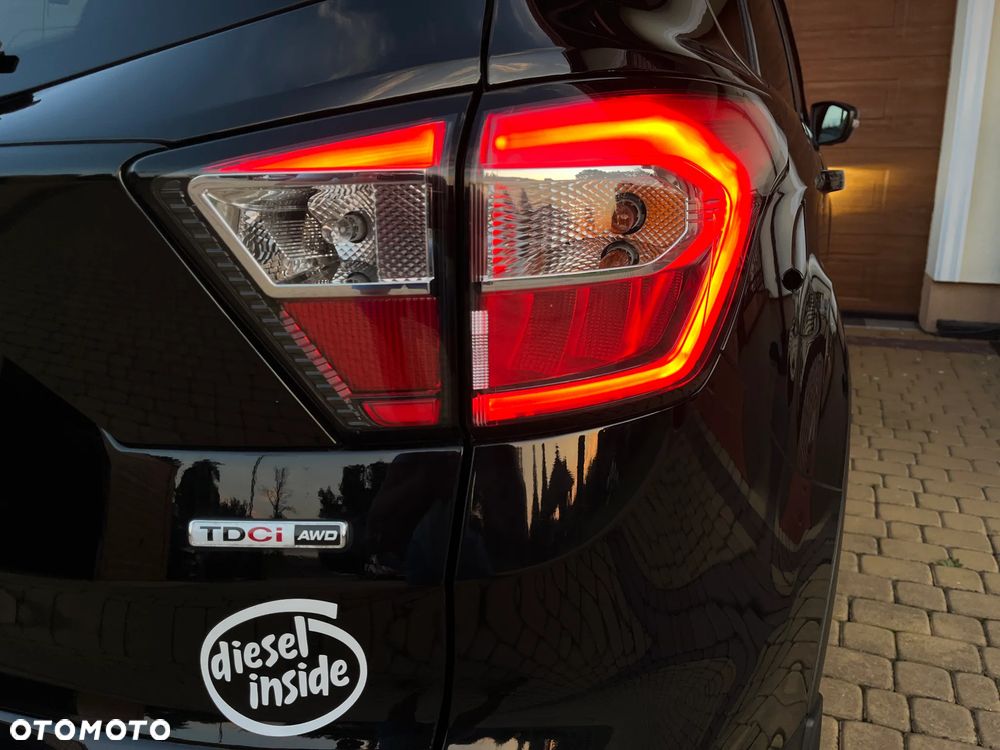 Ford Kuga 2.0 TDCi 4x4 Titanium - 39