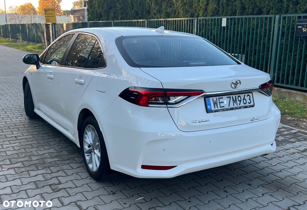 Toyota Corolla - 10